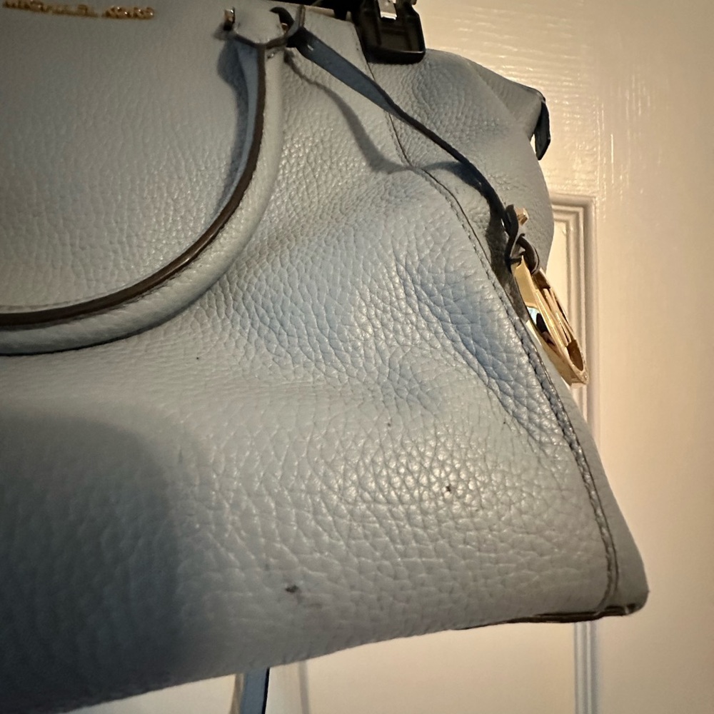 Michael Kors Riley Leather Tote Bag - Picture 3 of 11